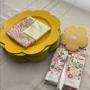 Floral Yellow and Green Plate Set with Napkins